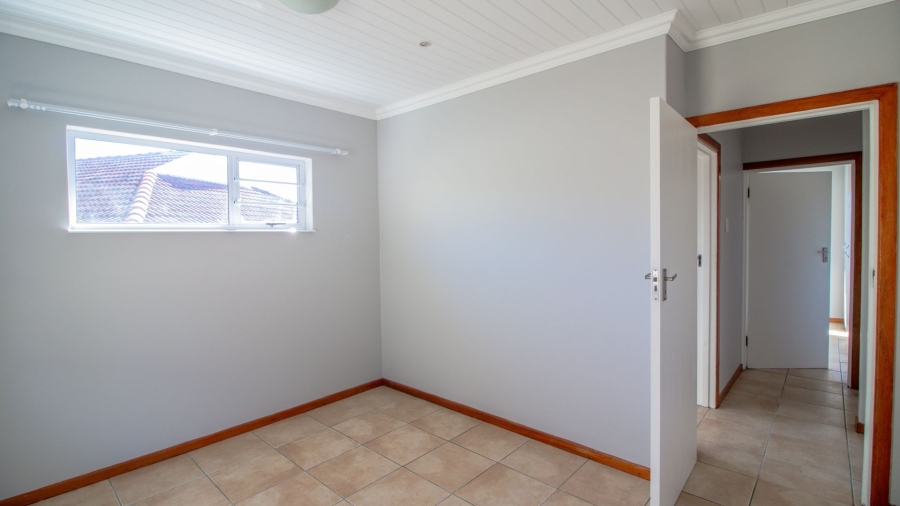 3 Bedroom Property for Sale in Beacon Bay North Eastern Cape